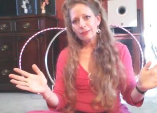 Easiest Laughter Yoga Exercise to Try Now